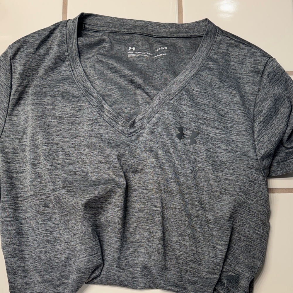 Under Armour Women's Heathered Gray V-Neck Tee